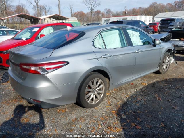 Photo 3 VIN: 4T1B11HK1KU772323 - TOYOTA CAMRY 