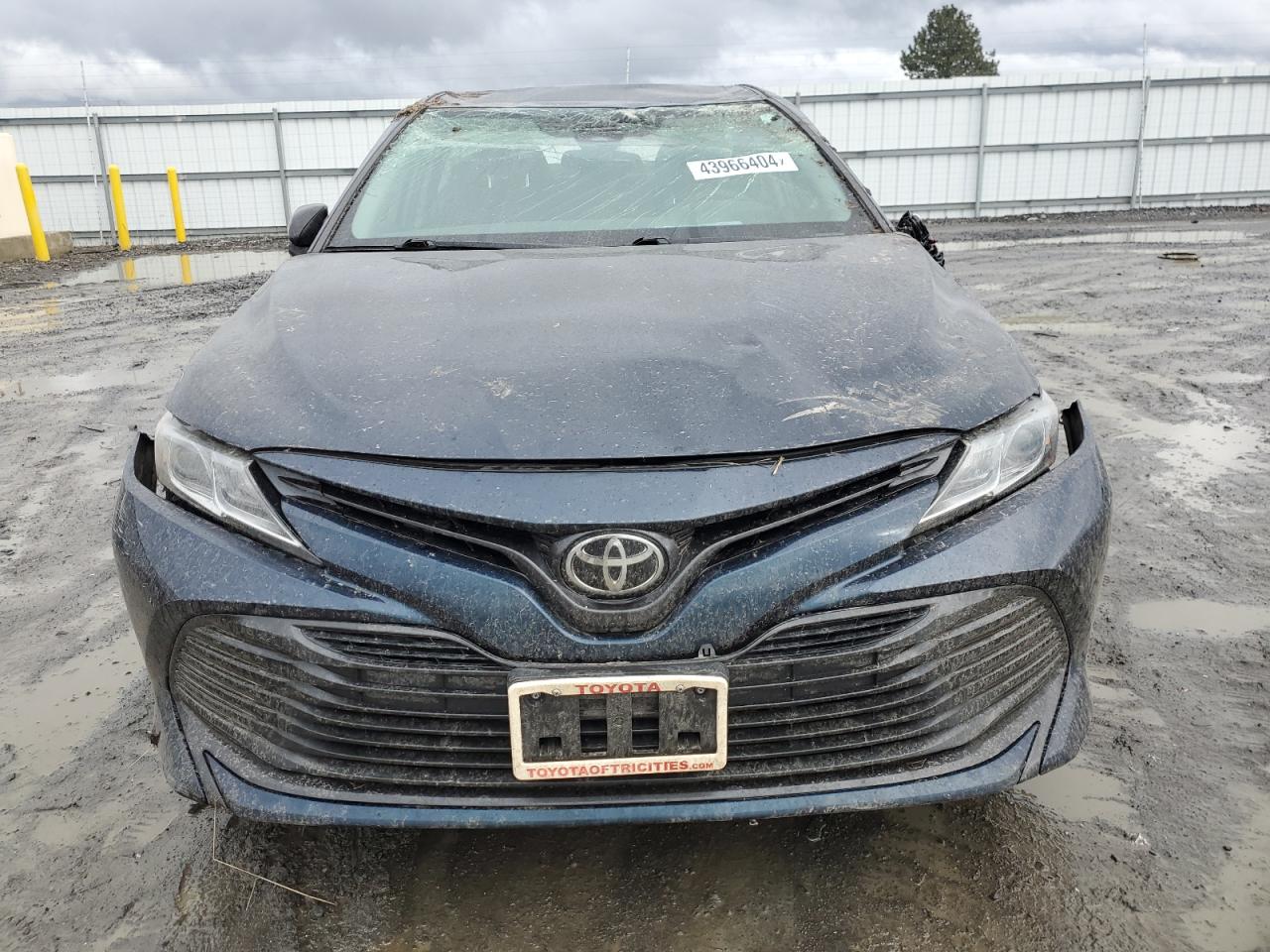 Photo 4 VIN: 4T1B11HK1KU779689 - TOYOTA CAMRY 