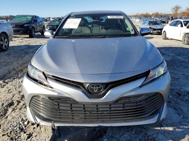 Photo 4 VIN: 4T1B11HK1KU781149 - TOYOTA CAMRY 