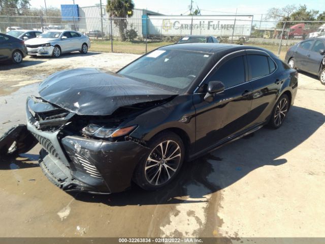 Photo 1 VIN: 4T1B11HK1KU796895 - TOYOTA CAMRY 