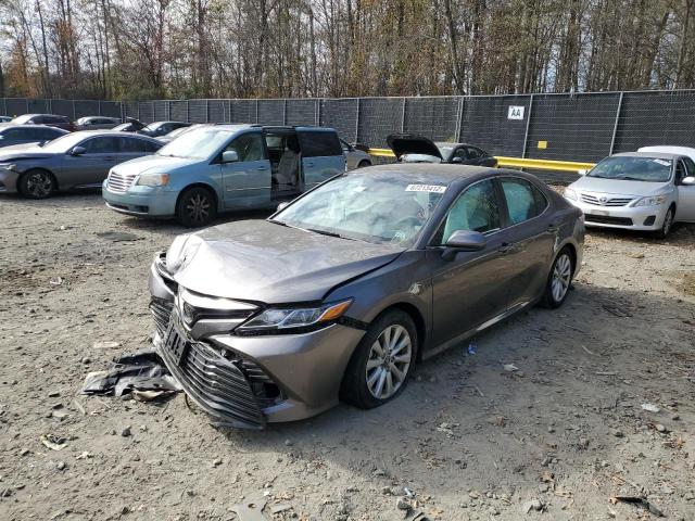 Photo 1 VIN: 4T1B11HK1KU810584 - TOYOTA CAMRY L 