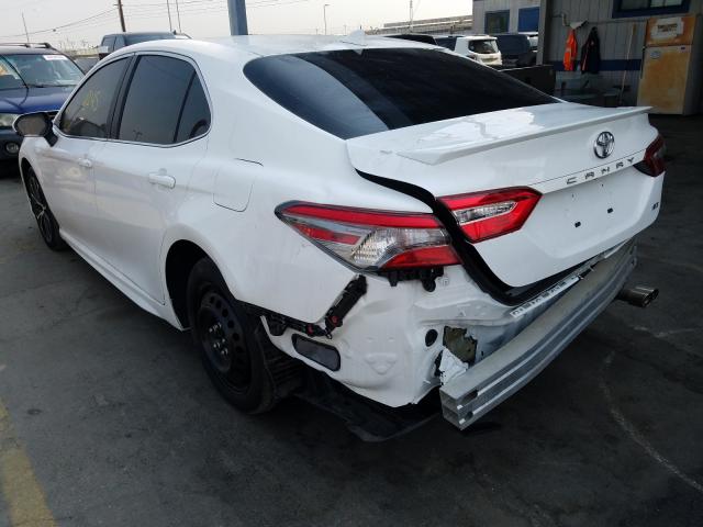 Photo 2 VIN: 4T1B11HK1KU816093 - TOYOTA CAMRY 