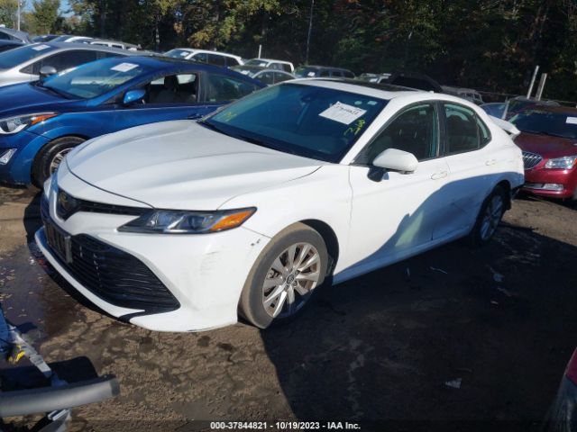 Photo 1 VIN: 4T1B11HK1KU826994 - TOYOTA CAMRY 