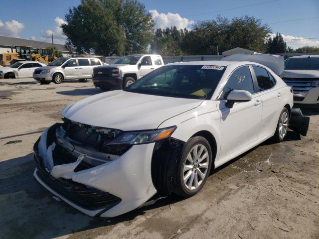 Photo 1 VIN: 4T1B11HK1KU827269 - TOYOTA CAMRY L 