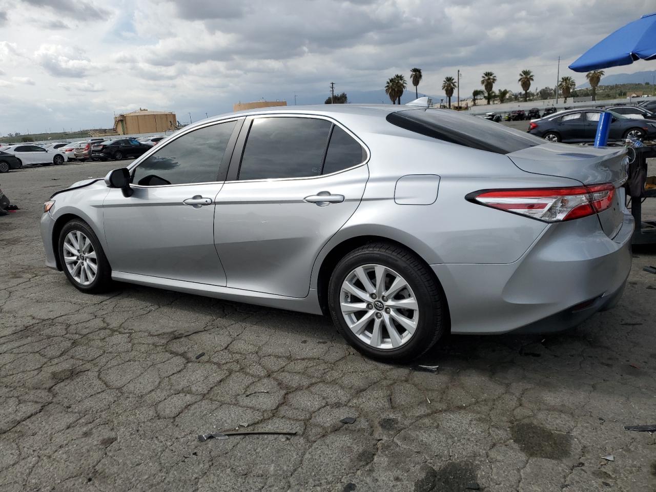 Photo 1 VIN: 4T1B11HK1KU837817 - TOYOTA CAMRY 