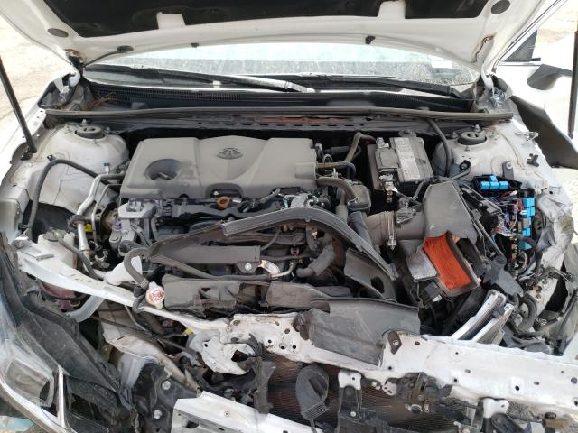 Photo 6 VIN: 4T1B11HK1KU840717 - TOYOTA CAMRY L 