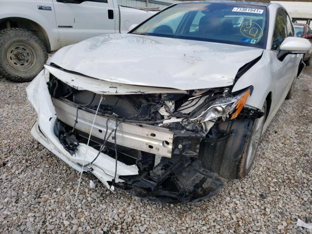 Photo 8 VIN: 4T1B11HK2JU010858 - TOYOTA CAMRY L 