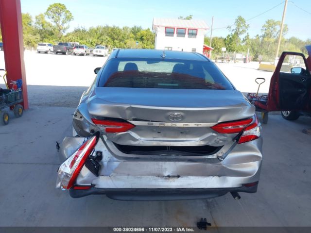 Photo 5 VIN: 4T1B11HK2JU013632 - TOYOTA CAMRY 