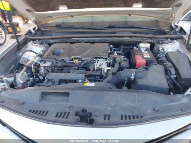 Photo 9 VIN: 4T1B11HK2JU013632 - TOYOTA CAMRY 