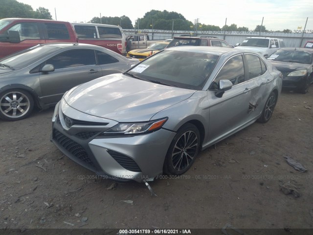 Photo 1 VIN: 4T1B11HK2JU016823 - TOYOTA CAMRY 