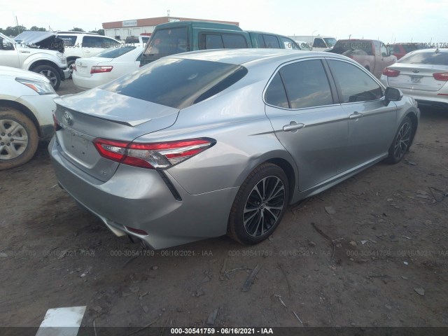 Photo 3 VIN: 4T1B11HK2JU016823 - TOYOTA CAMRY 