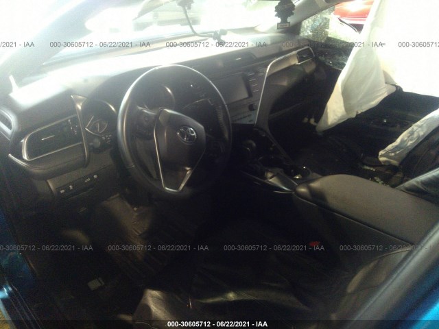 Photo 4 VIN: 4T1B11HK2JU023058 - TOYOTA CAMRY 