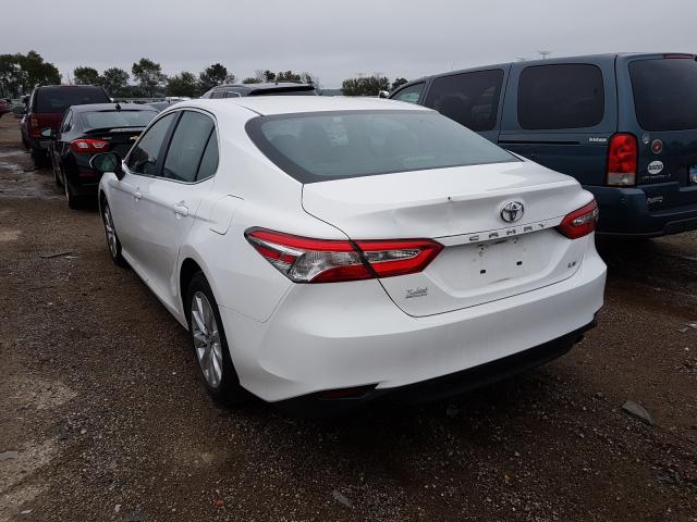 Photo 2 VIN: 4T1B11HK2JU024422 - TOYOTA CAMRY L 