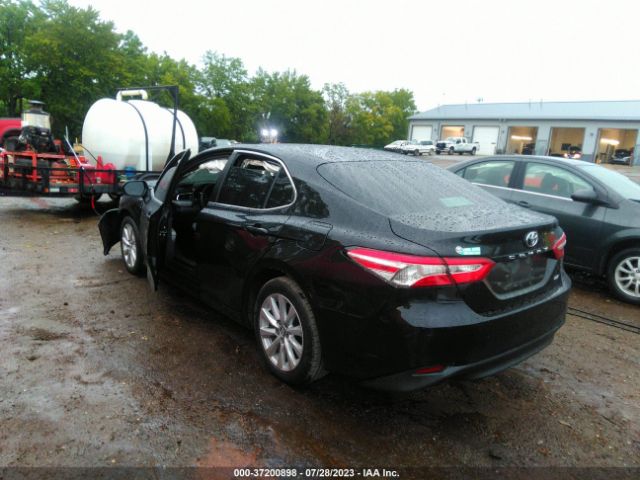 Photo 2 VIN: 4T1B11HK2JU030205 - TOYOTA CAMRY 