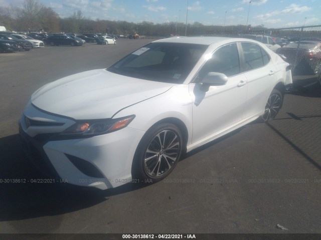 Photo 1 VIN: 4T1B11HK2JU034710 - TOYOTA CAMRY 