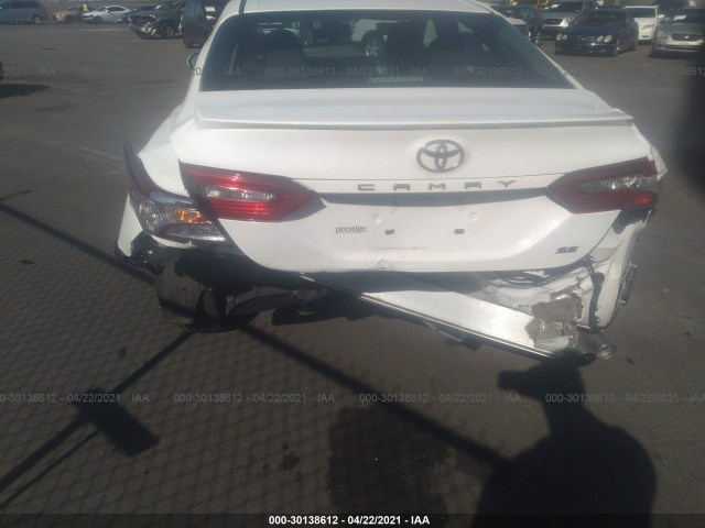 Photo 5 VIN: 4T1B11HK2JU034710 - TOYOTA CAMRY 