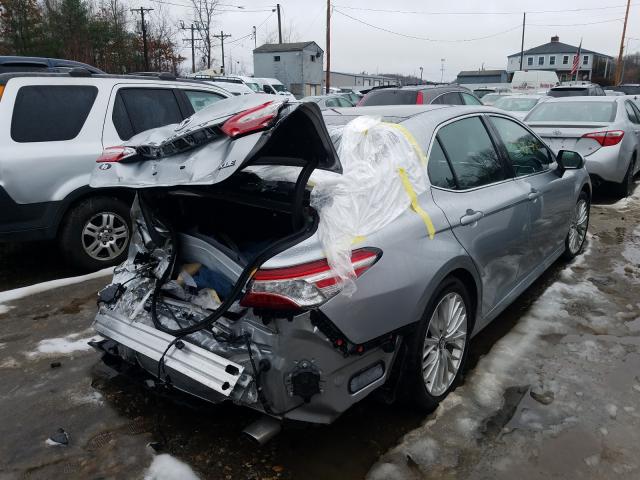 Photo 3 VIN: 4T1B11HK2JU042189 - TOYOTA CAMRY L 