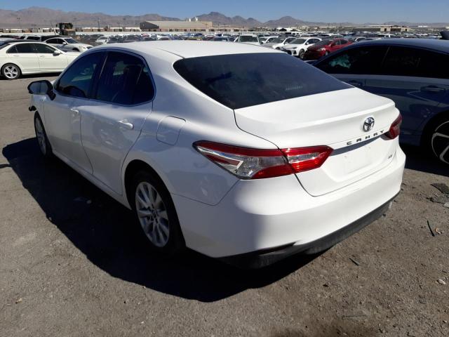 Photo 2 VIN: 4T1B11HK2JU062779 - TOYOTA CAMRY L 