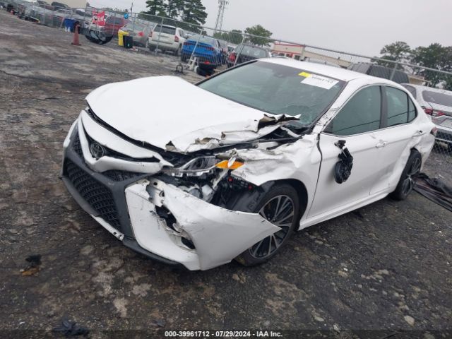 Photo 1 VIN: 4T1B11HK2JU073622 - TOYOTA CAMRY 