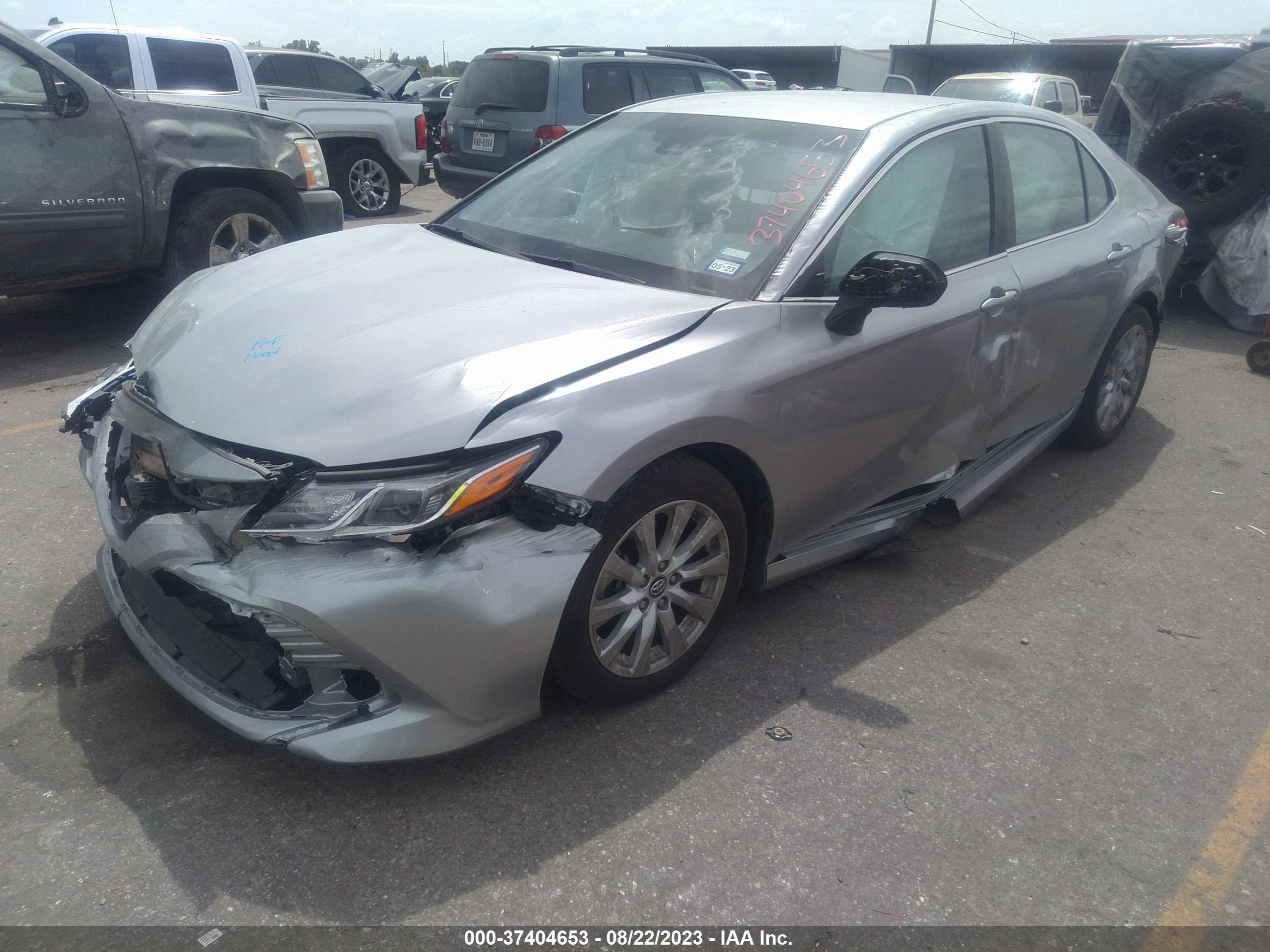 Photo 1 VIN: 4T1B11HK2JU075371 - TOYOTA CAMRY 