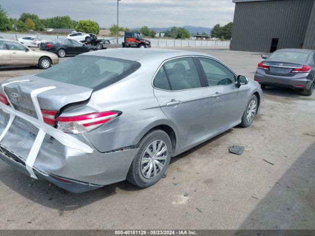 Photo 3 VIN: 4T1B11HK2JU077931 - TOYOTA CAMRY 