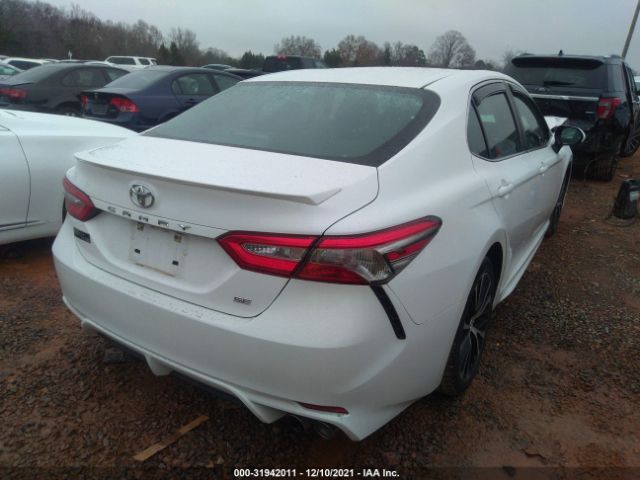 Photo 3 VIN: 4T1B11HK2JU091232 - TOYOTA CAMRY 