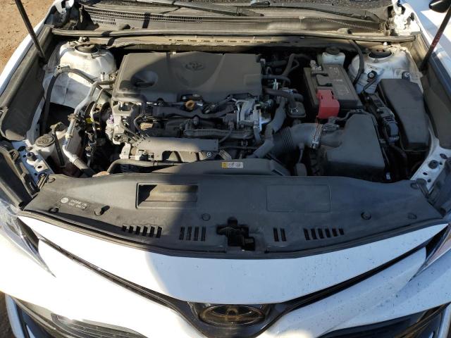 Photo 10 VIN: 4T1B11HK2JU095507 - TOYOTA CAMRY 