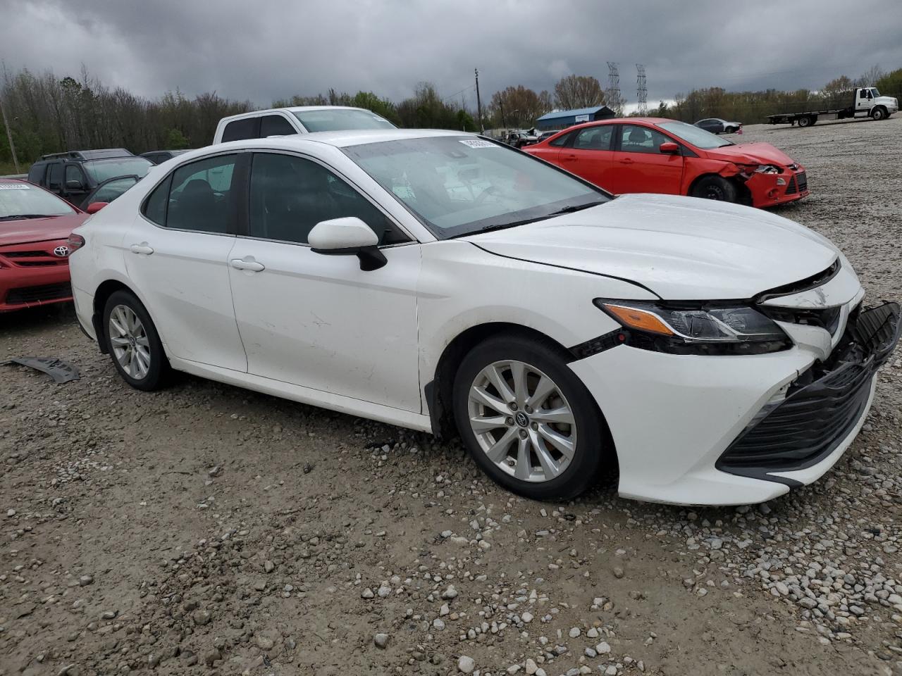 Photo 3 VIN: 4T1B11HK2JU095720 - TOYOTA CAMRY 