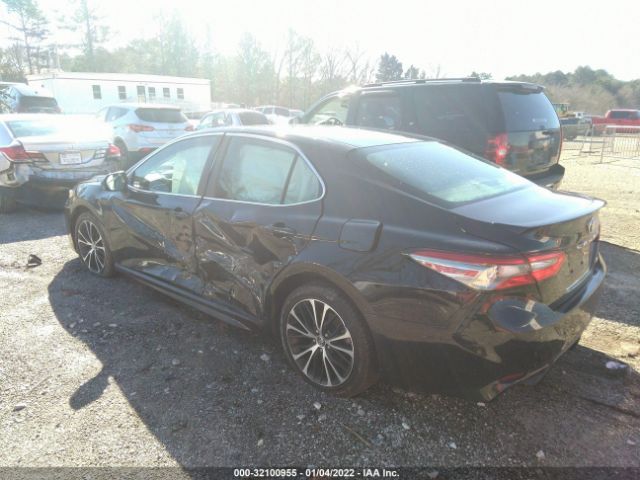 Photo 2 VIN: 4T1B11HK2JU108692 - TOYOTA CAMRY 