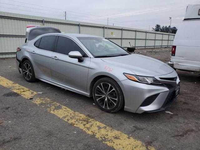 Photo 3 VIN: 4T1B11HK2JU113441 - TOYOTA CAMRY 