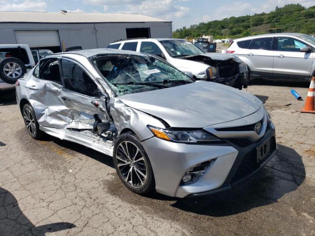 Photo 3 VIN: 4T1B11HK2JU115447 - TOYOTA CAMRY L 