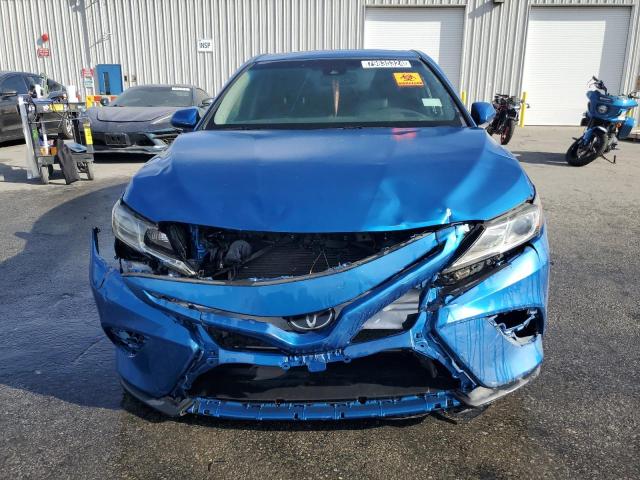 Photo 4 VIN: 4T1B11HK2JU120745 - TOYOTA CAMRY L 