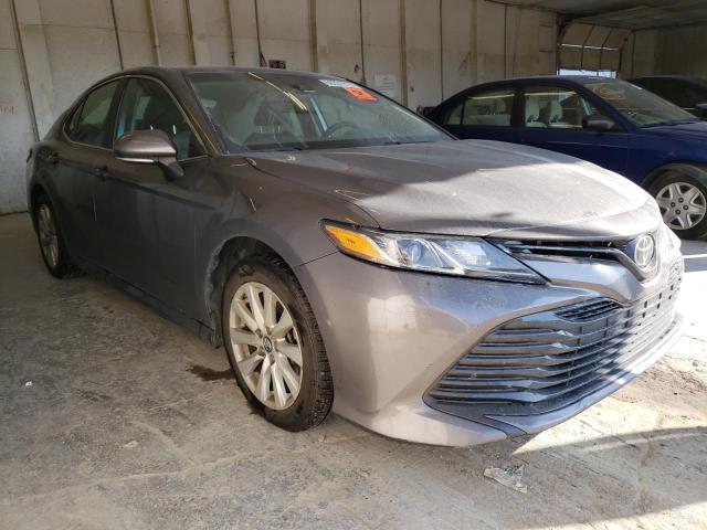 Photo 3 VIN: 4T1B11HK2JU140963 - TOYOTA CAMRY 