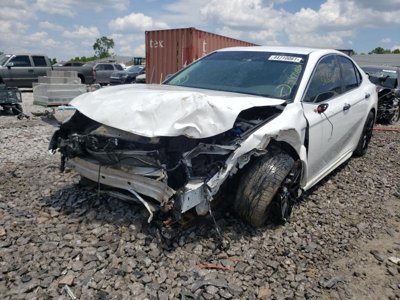 Photo 1 VIN: 4T1B11HK2JU142504 - TOYOTA CAMRY L 