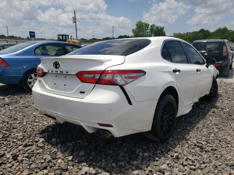 Photo 3 VIN: 4T1B11HK2JU142504 - TOYOTA CAMRY L 