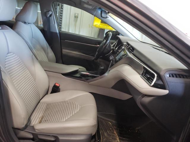 Photo 4 VIN: 4T1B11HK2JU156158 - TOYOTA CAMRY L 