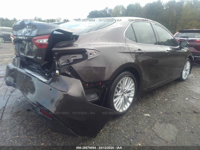 Photo 3 VIN: 4T1B11HK2JU158685 - TOYOTA CAMRY 