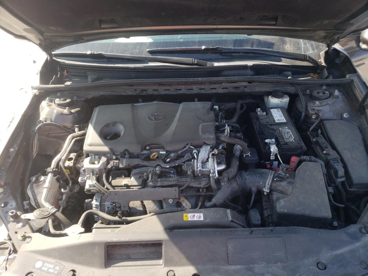 Photo 10 VIN: 4T1B11HK2JU158895 - TOYOTA CAMRY 