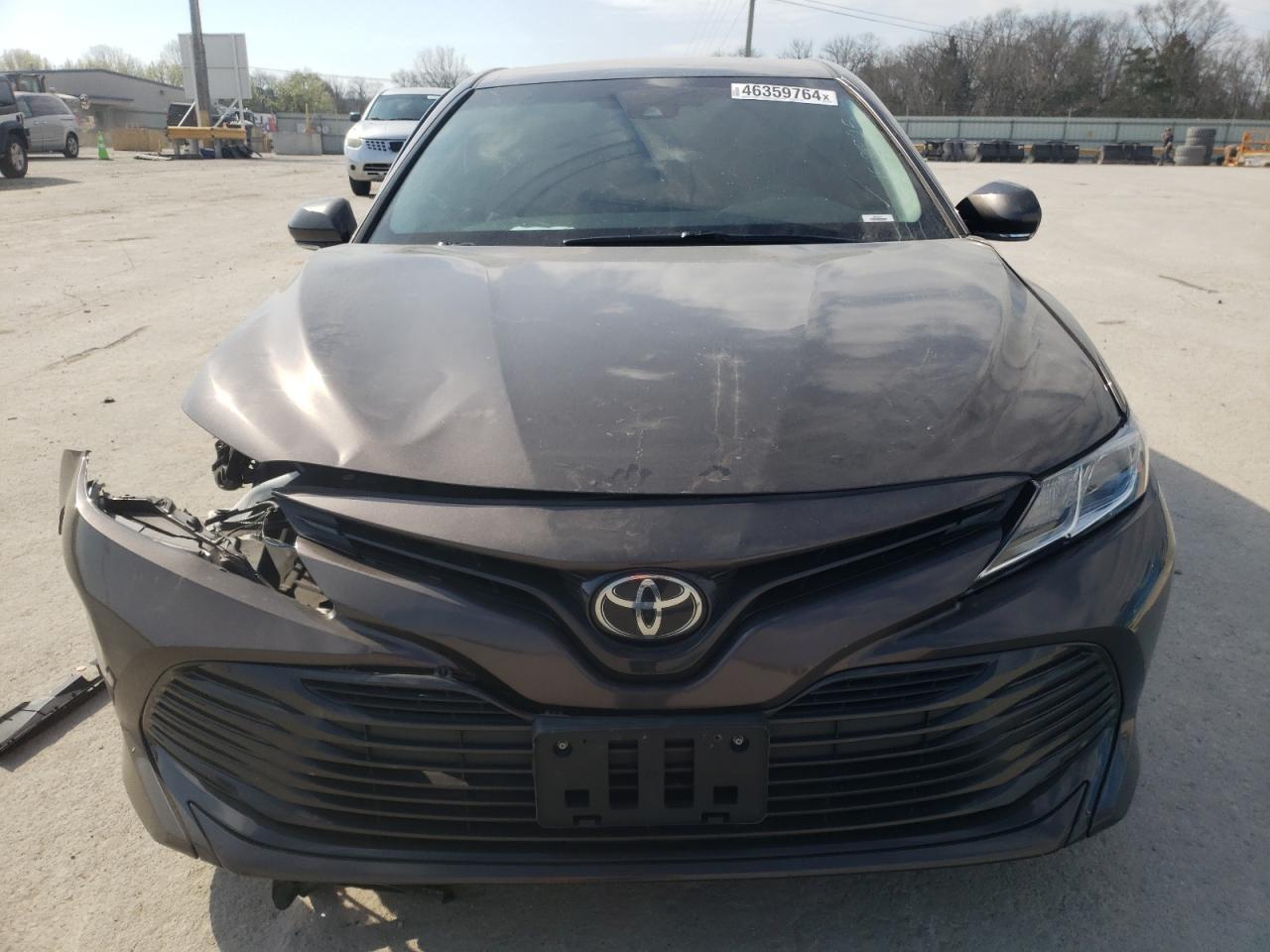 Photo 4 VIN: 4T1B11HK2JU158895 - TOYOTA CAMRY 