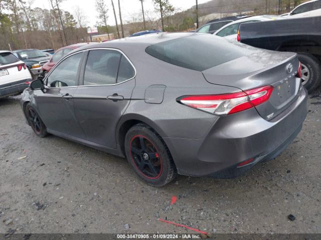 Photo 2 VIN: 4T1B11HK2JU509255 - TOYOTA CAMRY 