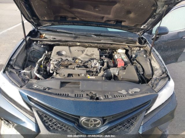 Photo 9 VIN: 4T1B11HK2JU522264 - TOYOTA CAMRY 