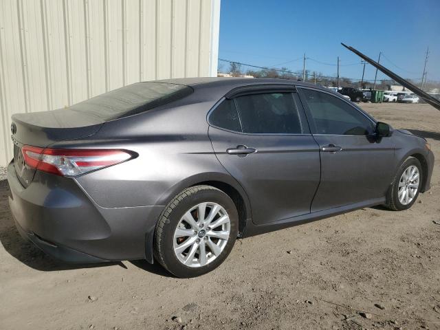 Photo 2 VIN: 4T1B11HK2JU533040 - TOYOTA CAMRY L 