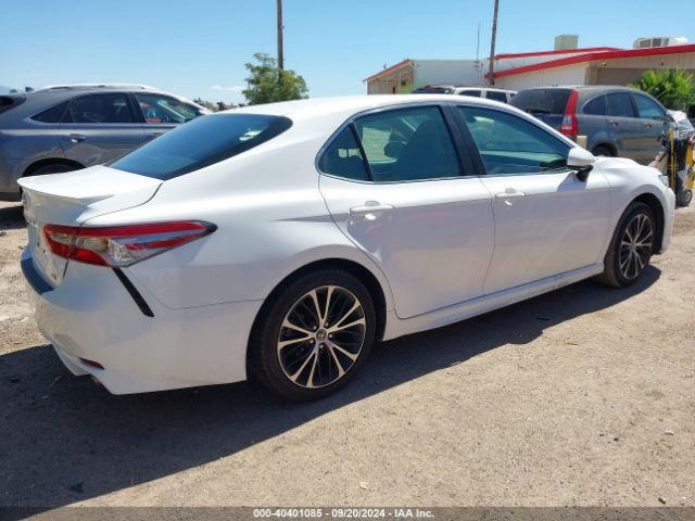 Photo 3 VIN: 4T1B11HK2JU537458 - TOYOTA CAMRY 