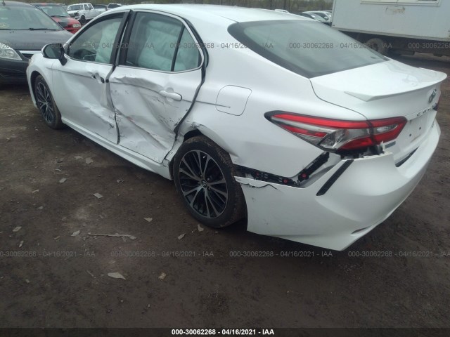 Photo 5 VIN: 4T1B11HK2JU538903 - TOYOTA CAMRY 