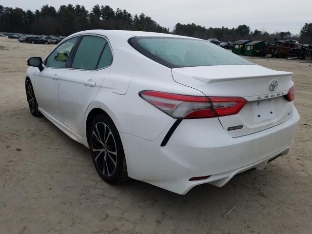 Photo 2 VIN: 4T1B11HK2JU539615 - TOYOTA CAMRY L 