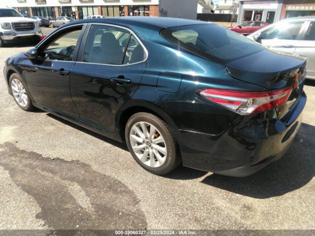 Photo 2 VIN: 4T1B11HK2JU541140 - TOYOTA CAMRY 