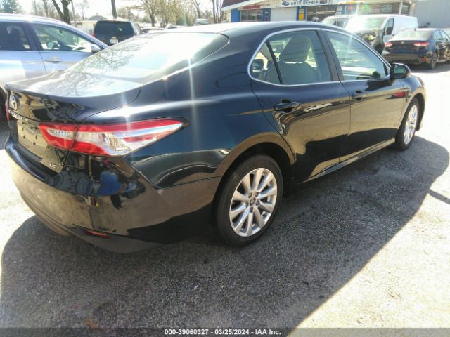 Photo 3 VIN: 4T1B11HK2JU541140 - TOYOTA CAMRY 