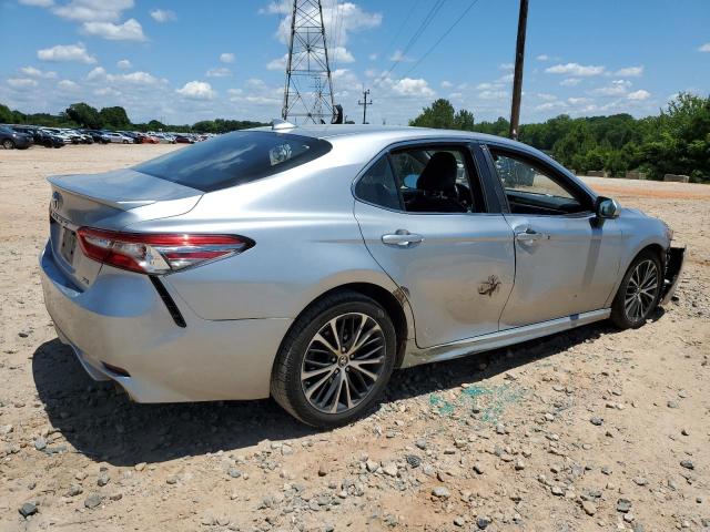 Photo 2 VIN: 4T1B11HK2JU542241 - TOYOTA CAMRY 