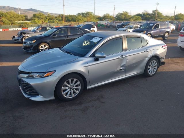 Photo 1 VIN: 4T1B11HK2JU555068 - TOYOTA CAMRY 