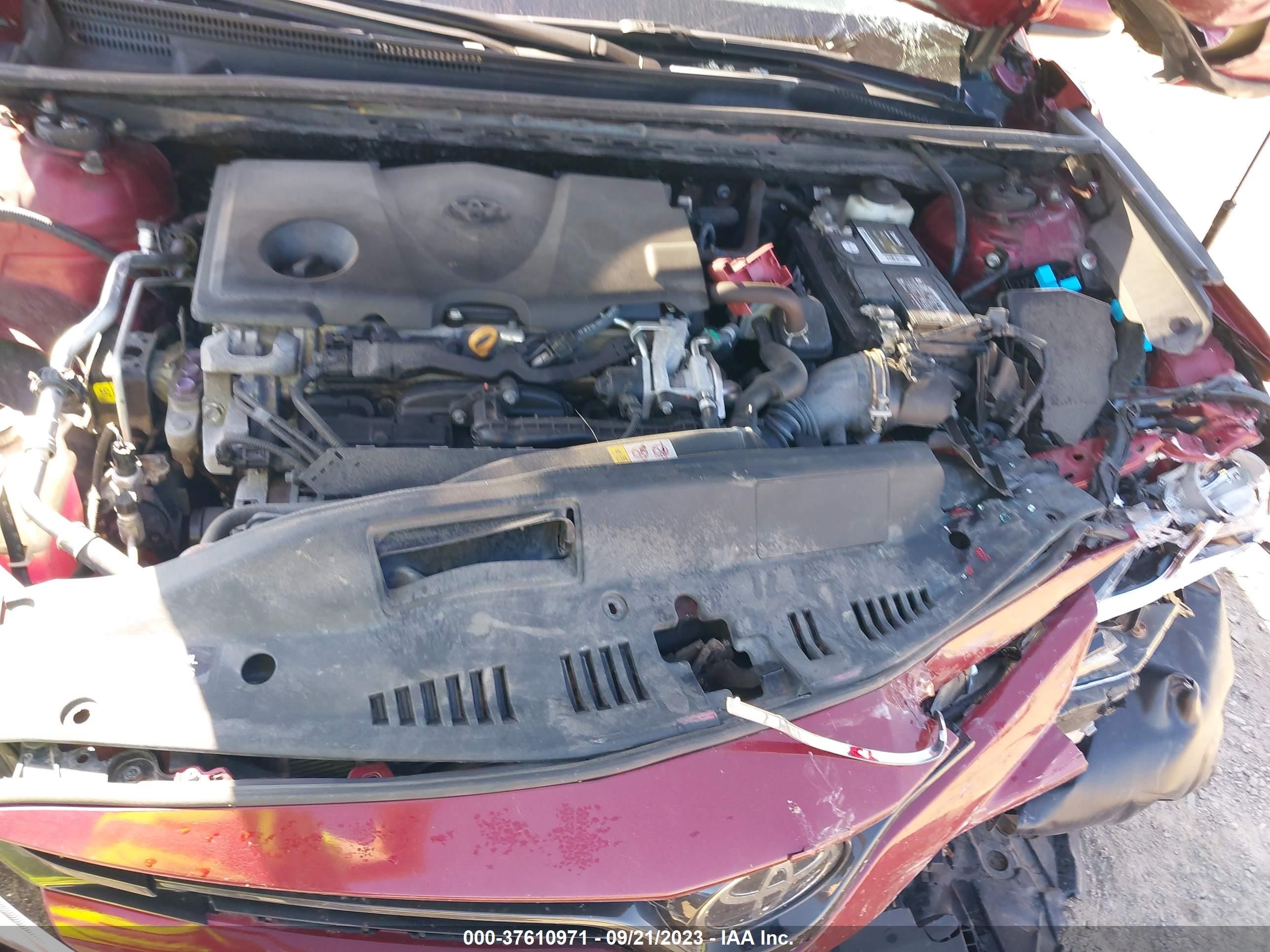 Photo 9 VIN: 4T1B11HK2JU555393 - TOYOTA CAMRY 